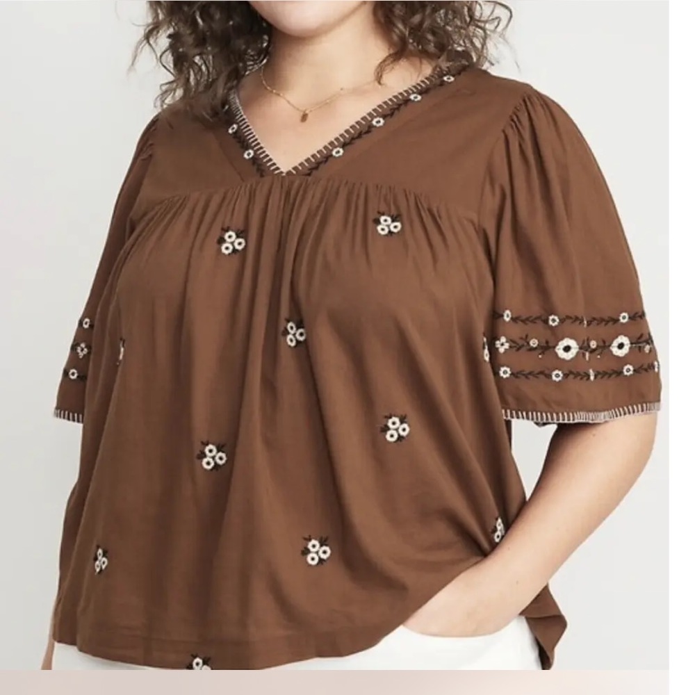 NEW Old Navy floral embroidered boho peasant top - Picture 1 of 9